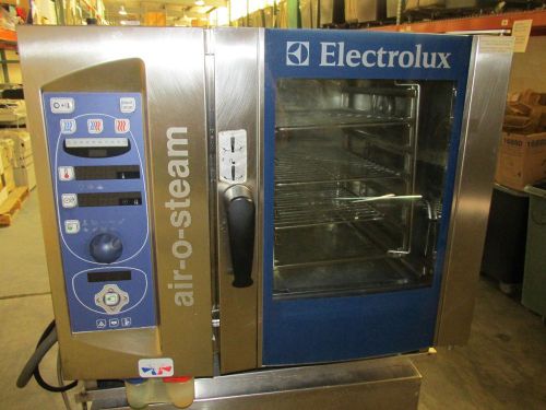 Electrolux air-o-steam combi oven with generator model aos 061 eabu 208 volt for sale