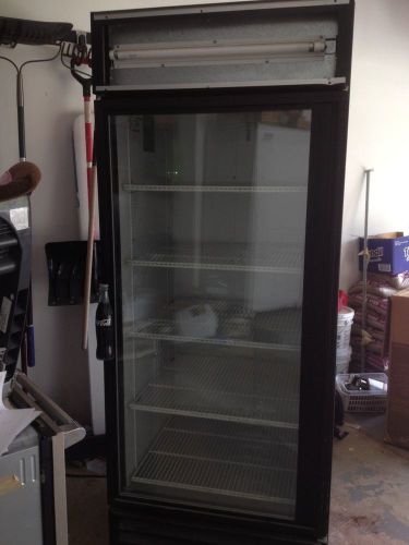 True Beverage Refrigerated Swing-Glass Door Merchandiser Cooler Refrigerator
