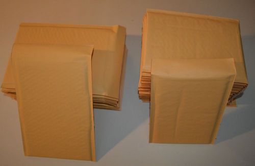 Mixed 40 pk self sealing bubble mailing envelopes! out dim = 15 @ 8x11  25 @ 7x9 for sale