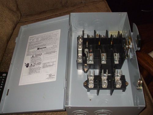 DG322NGB CUTLER HAMMER GENERAL DUTY INDOOR 60A 240V SAFETY SWITCH DISCONNECT