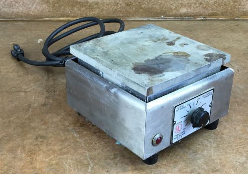 Thermolyne 1900 Hotplate * 6&#034; x 6&#034; Surface * HP-A1915B * 120 V * 750 W * Tested
