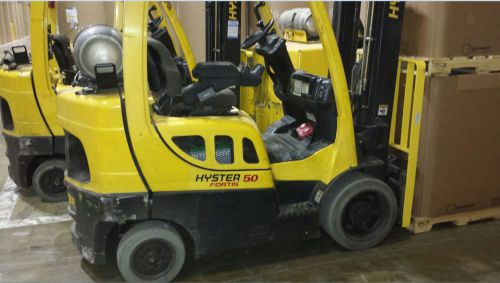 5000lb capacity hyster forklift,  130&#034; 2 stage, off lease, 2008, 2 available! ec for sale
