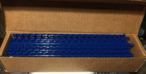 GBC Premium 1/4&#034; 6mm Blue Plastic Binding Spines 100pk - 4000016