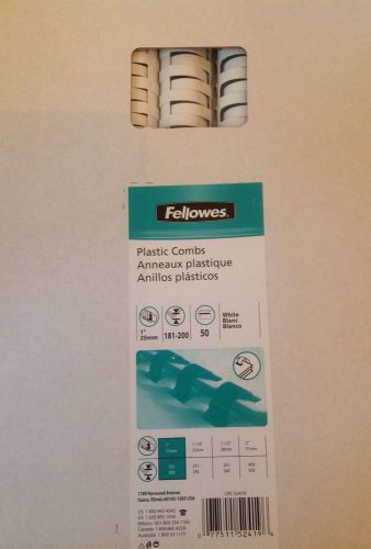 Fellowes 1&#034; White Plastic Combs 50 Pack NEW 200 Page Capacity