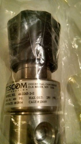 New Tescom 44-2263-242 Pressure Regulator