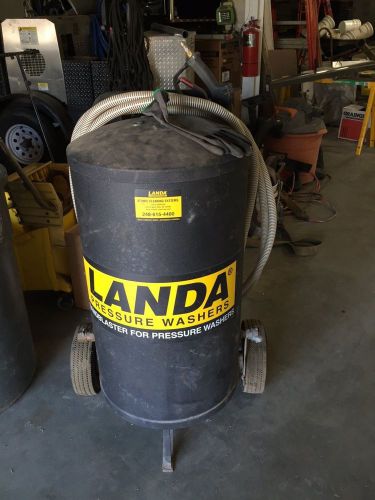 Landa Sandblaster for water pressure washers  5000 psi capacity