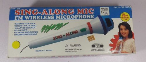 Sing Along Microphone  For kids FM Wireless Transmits Voice To a FM Raidio