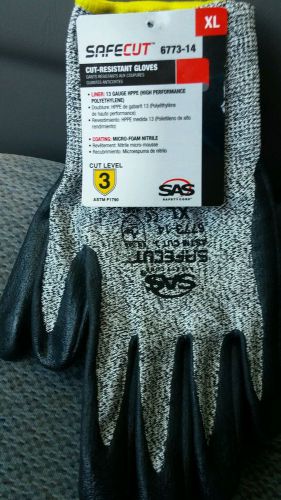 Safecut gloves