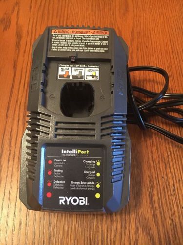 New 18 Volt Ryobi Lith-Ion Battery Charger P118 18V One+
