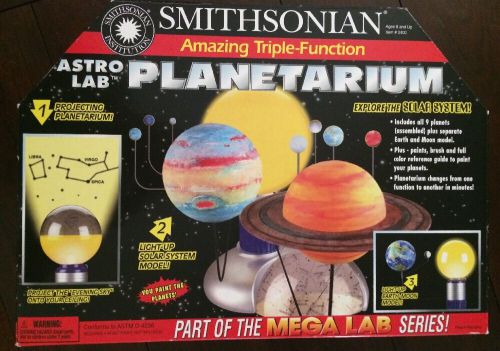 Smithsonian Astro Lab Projecting Planetarium - New Amazing Triple-Function