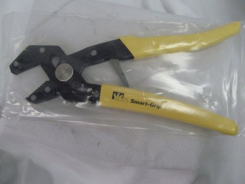 IDEAL # 35-120 9&#034; Self Adjusting 1-1/2&#034; Jaw SMART-GRIP Plier MADE IN USA  EB0105
