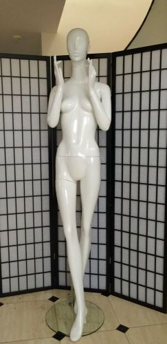 Fiberglass Gloss White Female Mannequin Full Body Retail Fashion Clothes Display