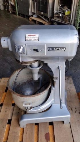 Hobart a200,20qt dough mixer bowl,2 attachments 115v/1ph/60hz for sale