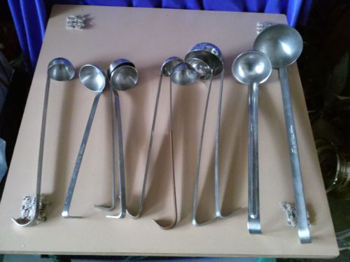LOT OF 10 KITCHEN LADELS VARIOUS SIZES