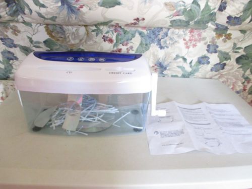 Desktop Hand Operated Paper/CD/Credit Card Shredder Straight Cut