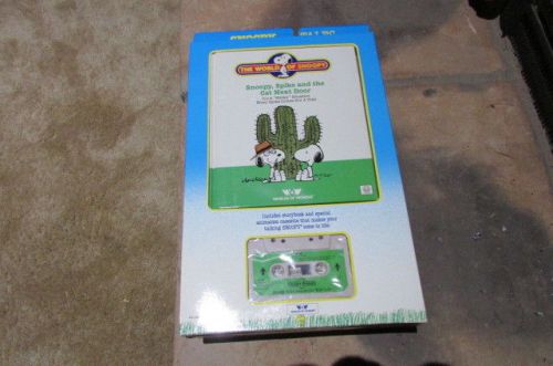 1986 World Of Wonder-Talking Snoopy Tape &amp; Book-Snoopy,Spice And The Cat Next Do