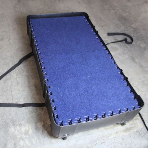 10 x 10 Blue Carpet Tile Interlocking Flooring Kit - Used