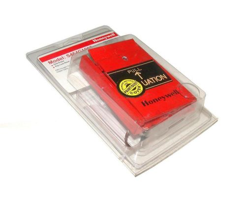 New honeywell   s464g1007   addressable dual action fire alarm pull station for sale