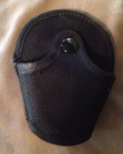 Asp federal hinge and chain handcuff case ballistic nylon with asp cuff key used for sale
