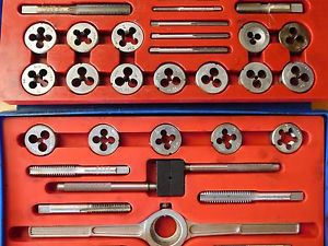 Vintage USA Tap And Die Set In Plastic Box USA Piece Set