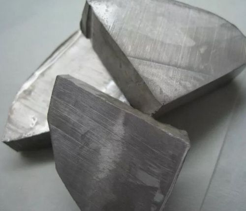 25g Sodium Na Metal Pure Ingot Lumps In Mineral Oil Purity  99.7%  Alkali Metal