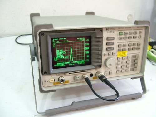 hp 8591E 9KHz - 1.8GHz spectrum analyzer + tracking generator