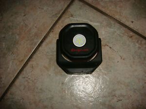Snap-on 400 Lumen Rechargeable Project Light