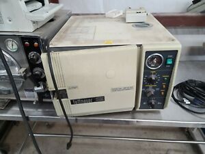 Tuttnauer 2340MK Tabletop Autoclave unit as pictured working