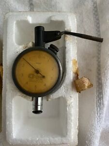 Brown &amp; Sharpe Standard Gage 141-V Dial Indicator,&#034; Range, .0001&#034;