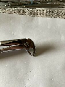 Dental Instrument Extraction Forcep MD3 or mechanical tool