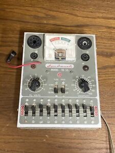 Vintage Superior Instruments Co. Model TD55 Vacuum Tube Tester