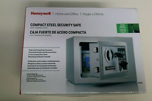 Honeywell 5005W Security Safe, 0.17 Cu Ft, 6.5 Lb, White, Steel, 3 1/2 In Thick