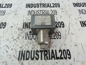 UNITED ELECTRIC J6-134 NEW