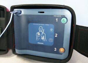 Philips Heartstart FRx AED Bundle + Smart Pads II, Case, Child/Pedi Key
