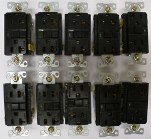 COOPER Ground Fault Circuit Interrupter 20A Receptacle 2P 125V LOT OF 10 GFCI