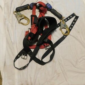 Protecta Safety Harness XXL and Pair of Nano-Lok  Lifelines with Large Hooks