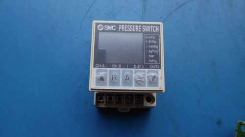 SMC Pressure Sensor Switch PSE100-B 0-1MPa