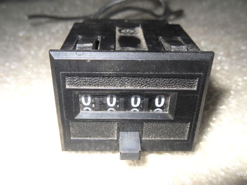 (RR13-3) 1 USED DURANT 4-Y-42314-406-MEQU 4-DIGIT COUNTER
