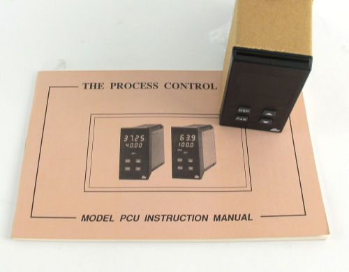 NEW Red Lion Controls PCU01000 Temperature Controllerl, Furnaces