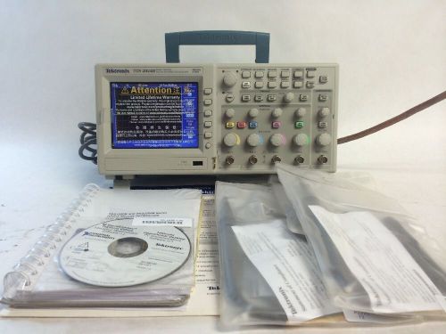 Tektronix TDS  2024B (Four Channel) 200MHz-2GS/s **Brand New** **With Probes**