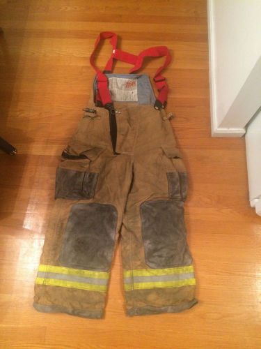 Firefighter Turnout Gear - Nomex E-89 (Size 32 - 25) Lightly Used
