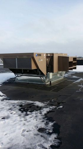 York 32 ton 460 volt 3 phase ac- heat rooftop for sale