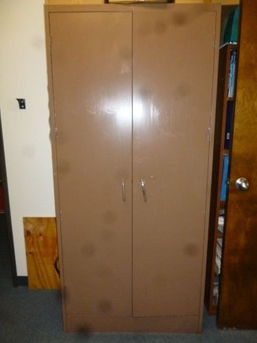 Large Brown Painted Metal Office/Laboratory Cabinets, with 4 shelves (C145a)