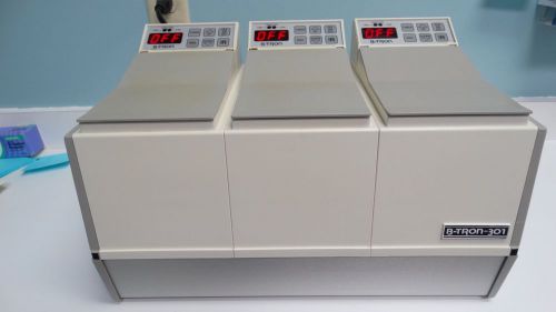 DUX B-Tron Model 301 Hydrocolloid hydroprocessor Water Bath w/ impression trays