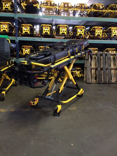 Stryker power pro xt 700 lbs 8.0 hrs ambulance stretcher ferno 6500 excellent! for sale