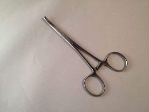 Crile Hemostatic Forceps, curved, 5 1/2&#034;, stainless steel
