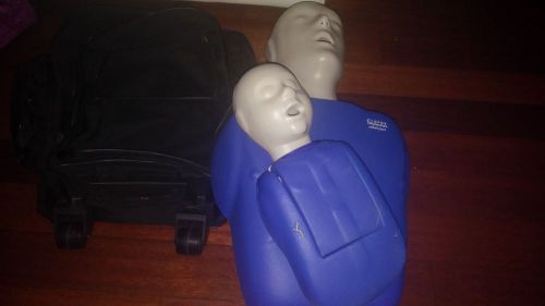 CPR Prompt 1 Adult/Child Manikin &amp; 1 Infant Manikin with carrying case