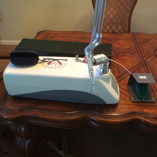 New 15W CO2 Veterinary Surgical Laser 1 Year Warranty USA SELLER