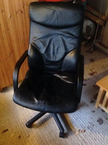 leather office chair on wheels