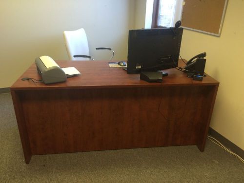72&#034;All Wood Executive Office Desk